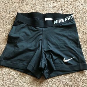 Nike pro black shorts sz M